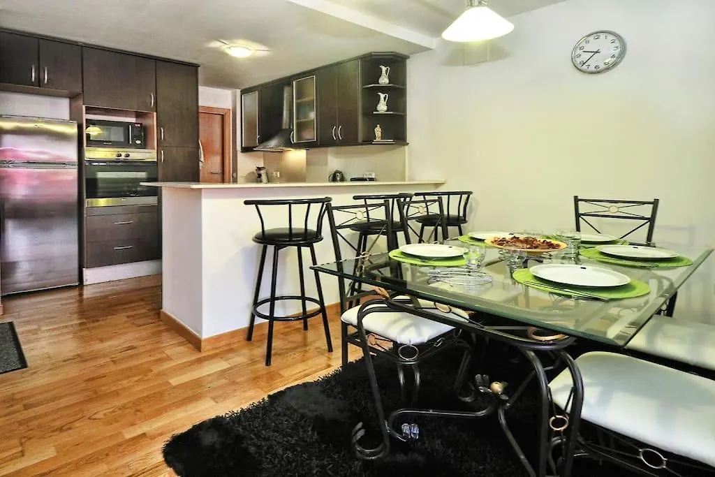Apartment Appartement Roses Centre-Ville 5 Min De La Plage Spain